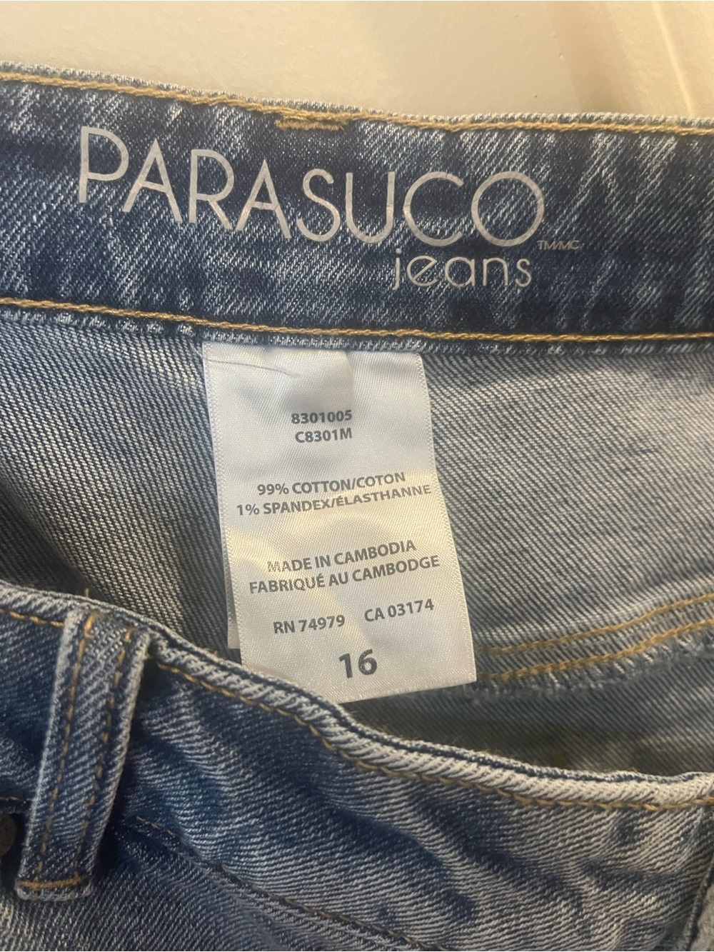 Parasuco woman’s Medium Blue Slim Denim Jeans